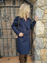 Cargar imagen en el visor de la galería, Abrigo de lana azul marino de MKT
