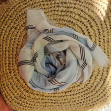 Cargar imagen en el visor de la galería, Echarpe Rayas Azules WOVE
