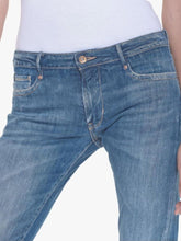 Cargar imagen en el visor de la galería, Jeans Boyfit SEA Blue
