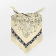 Cargar imagen en el visor de la galería, PAÑUELO FLORA Crudo
