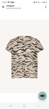Cargar imagen en el visor de la galería, Blusa AMIE print cebra
